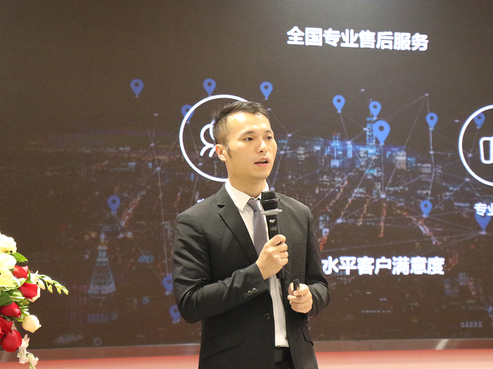 頭條丨成都裝飾工程名企與廣東優(yōu)秀設(shè)計(jì)師走進(jìn)將軍企業(yè)共謀合作發(fā)展！
(圖8)