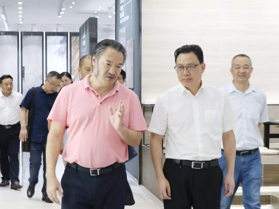 頭條丨衡陽政府考察團再度走進將軍企業(yè)，共商發(fā)展未來！
(圖9)