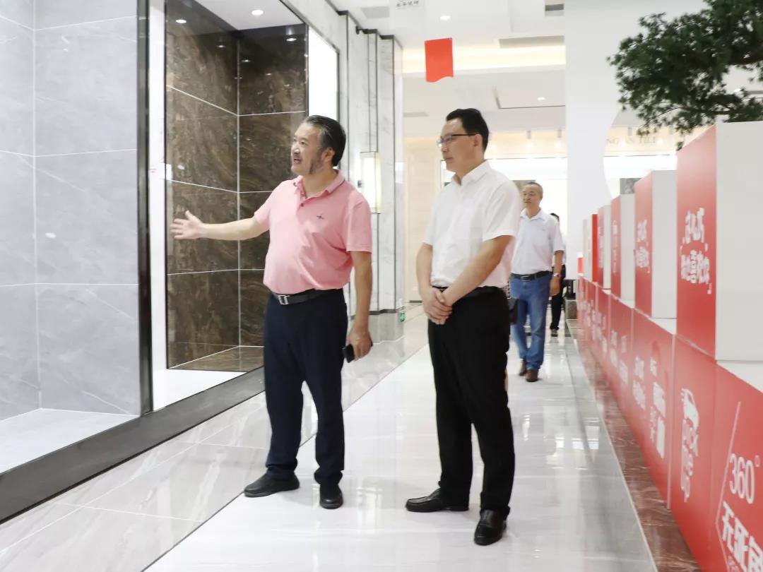 頭條丨衡陽政府考察團再度走進將軍企業(yè)，共商發(fā)展未來！
(圖5)